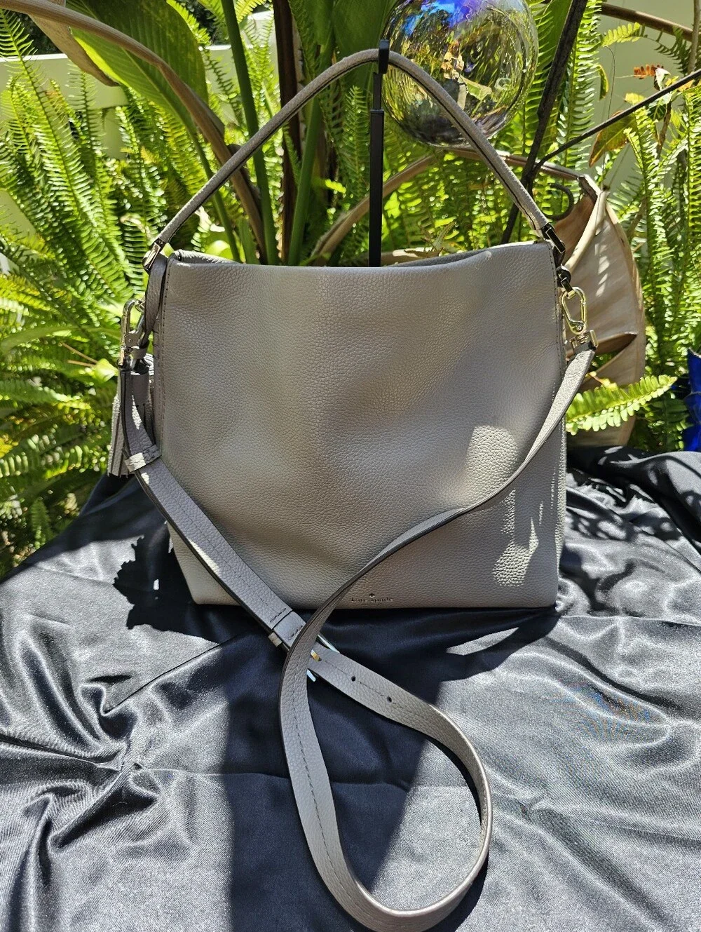 Kate Spade Leila Gray Pebbled Leather Bucket Hobo Bag Original Owner